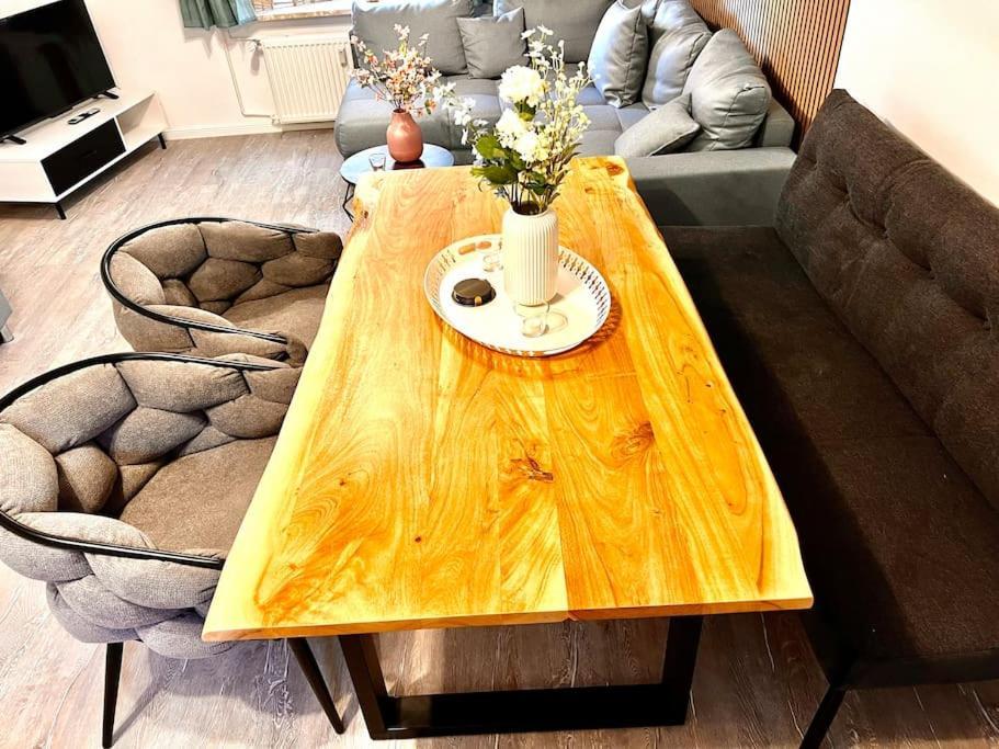 Neue Ferienwohnung Kuestennaehe Mit Terrasse 3Km Zum Strand Osdorf Exterior photo